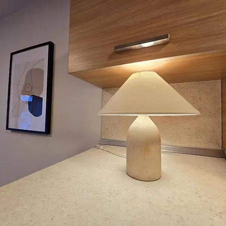 Charm Center Apartment *
